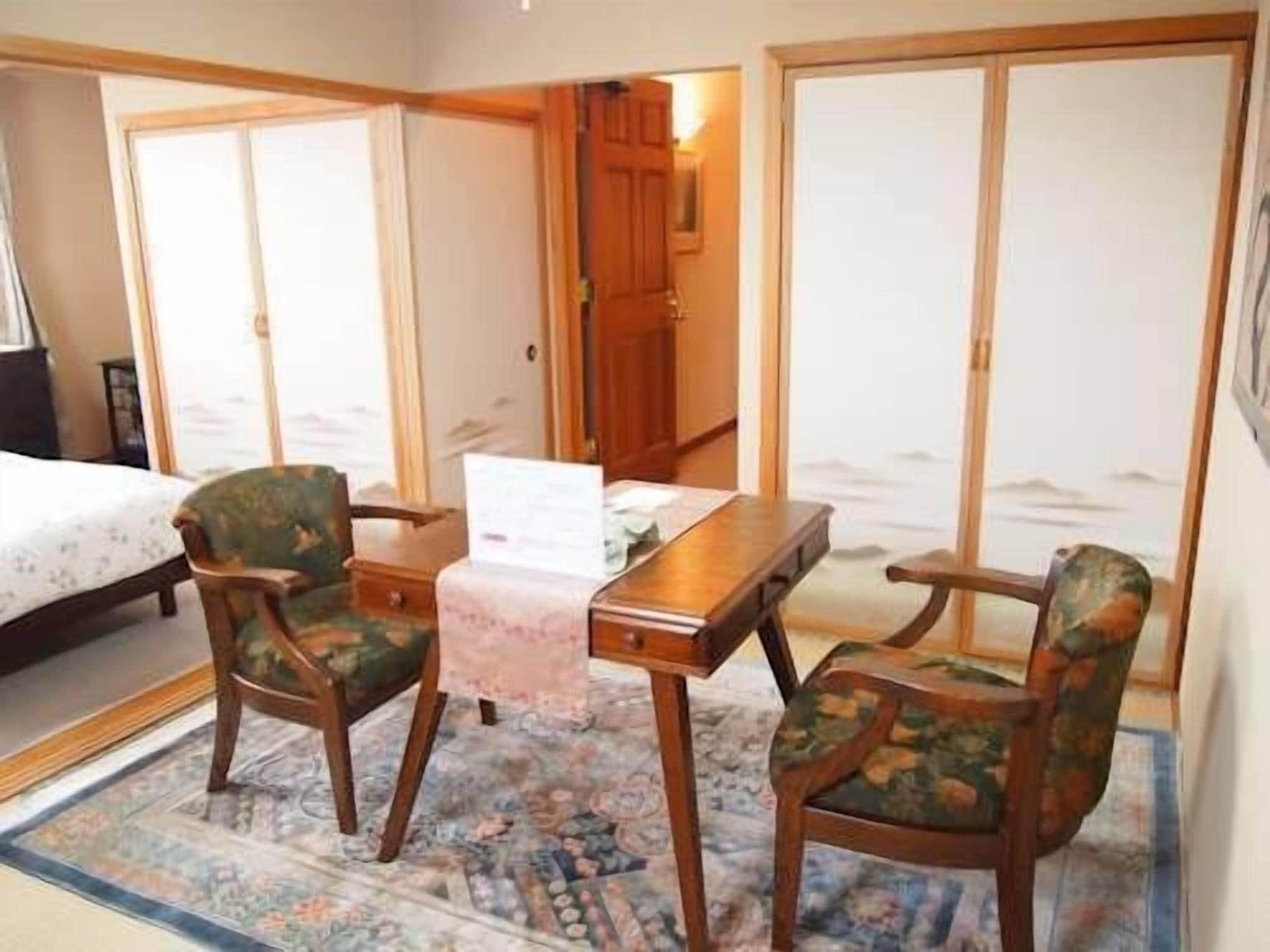Petit Hotel Corinthian Rebun Ngoại thất bức ảnh