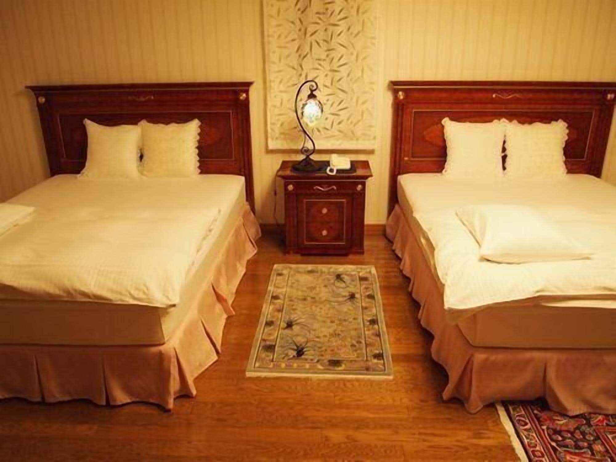 Petit Hotel Corinthian Rebun Ngoại thất bức ảnh