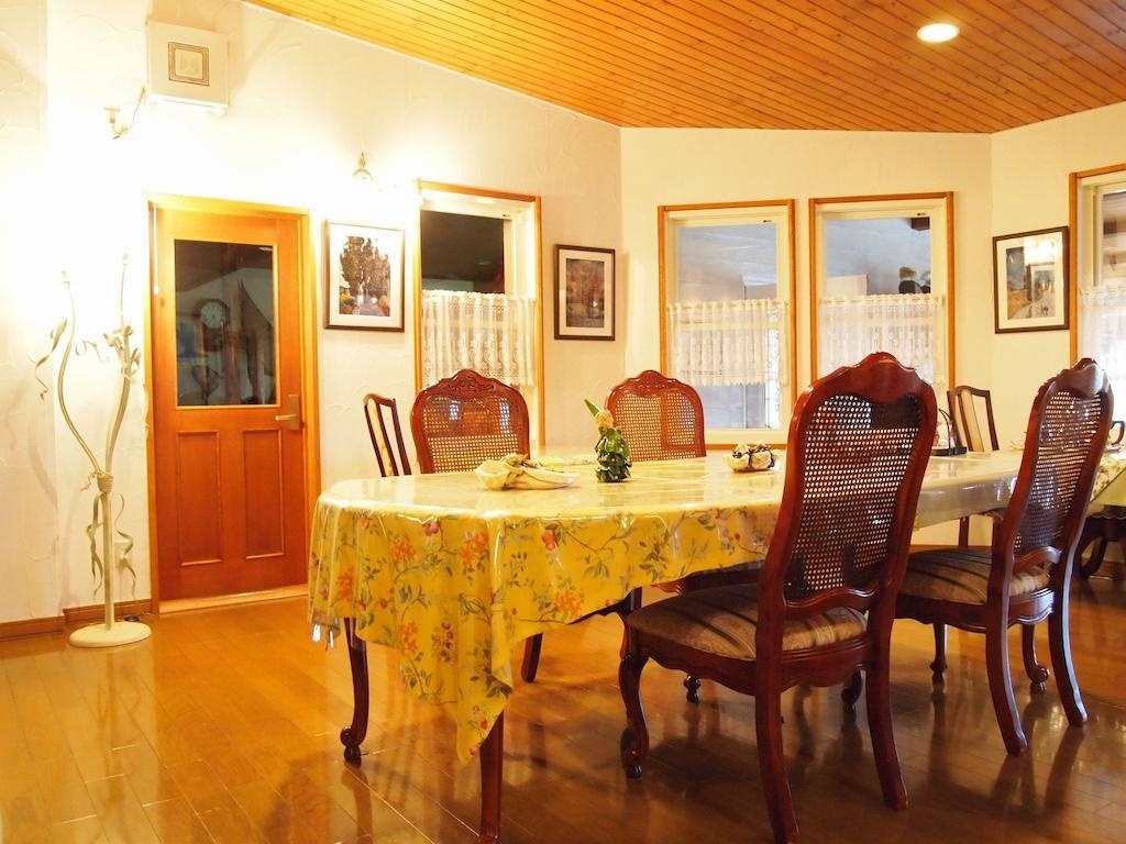 Petit Hotel Corinthian Rebun Ngoại thất bức ảnh
